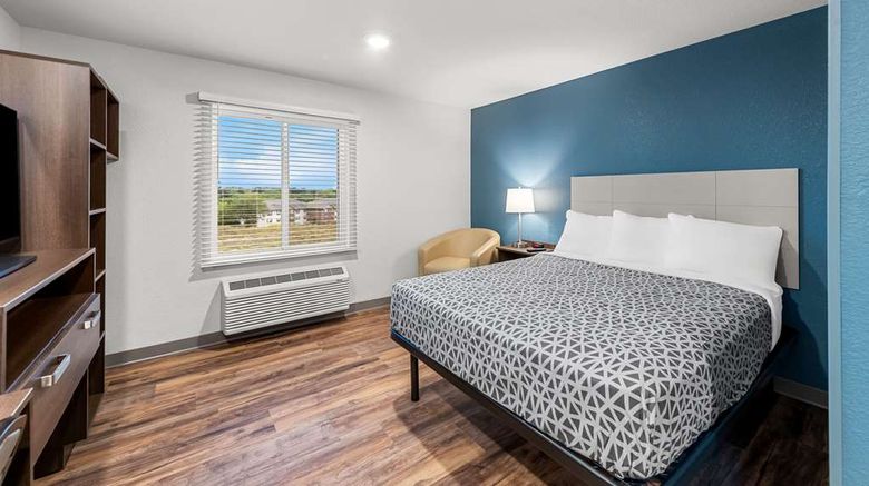 <b>WoodSpring Suites Kansas City Airport Suite</b>. Images powered by <a href="https://iceportal.shijigroup.com/" title="IcePortal" target="_blank">IcePortal</a>.