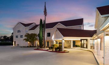 Hotel Manteo