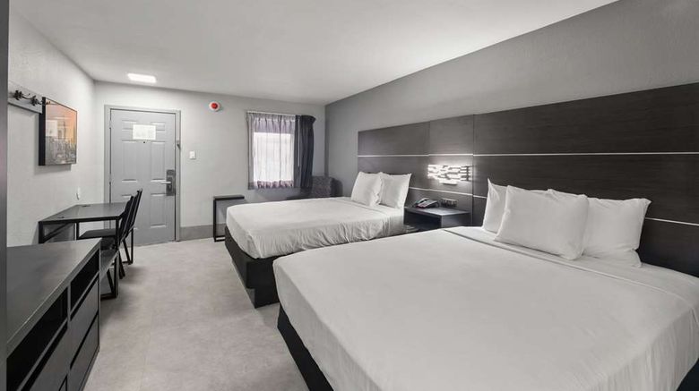 <b>GuestHouse Laredo Room</b>. Images powered by <a href="https://iceportal.shijigroup.com/" title="IcePortal" target="_blank">IcePortal</a>.