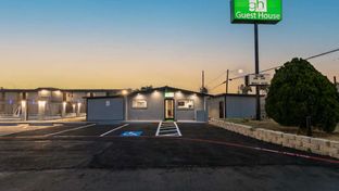 GuestHouse Laredo