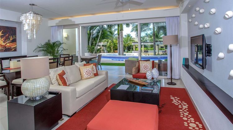 Marival Distinct Suite