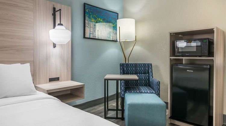 Best Western Park City Wichita North Room