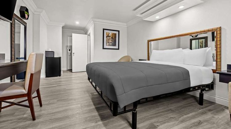 Rodeway Inn Santa Ana Garden Grove Room