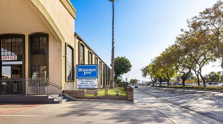 Rodeway Inn Santa Ana Garden Grove Exterior