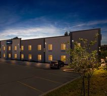 Clarion Pointe Fort Worth East Exterior