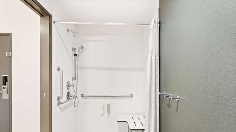 <b>Spark by Hilton Fountain Hills Scottsdal Room</b>. Images powered by <a href="https://iceportal.shijigroup.com/" title="IcePortal" target="_blank">IcePortal</a>.
