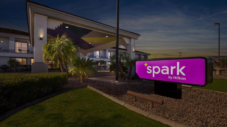 Spark by Hilton Fountain Hills Scottsdal Exterior