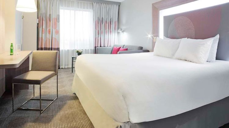 DoubleTree by Hilton Ottawa Downtown Room