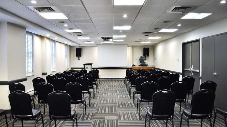 DoubleTree by Hilton Ottawa Downtown Meeting
