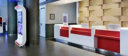 DoubleTree by Hilton Ottawa Downtown Lobby