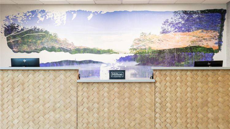 DoubleTree by Hilton Austin Lobby