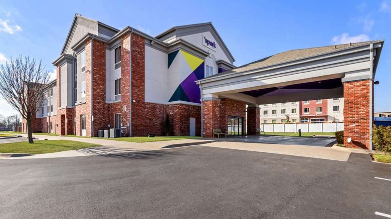 <b>Spark by Hilton Catoosa Tulsa Exterior</b>. Images powered by <a href="https://iceportal.shijigroup.com/" title="IcePortal" target="_blank">IcePortal</a>.