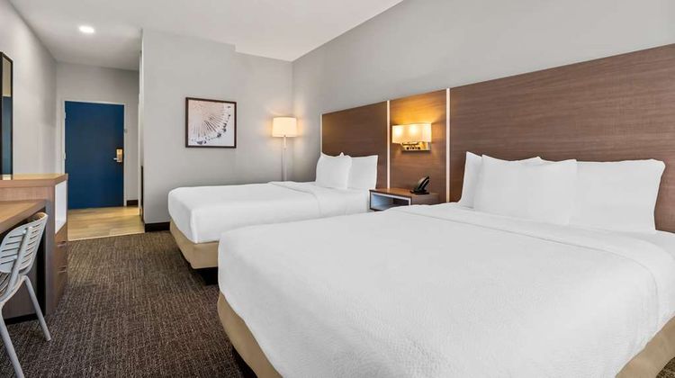 Spark by Hilton Catoosa Tulsa Room
