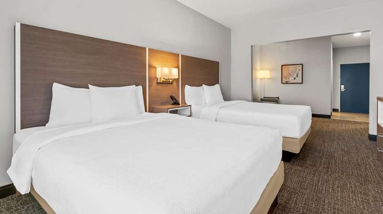 Spark by Hilton Catoosa Tulsa Room