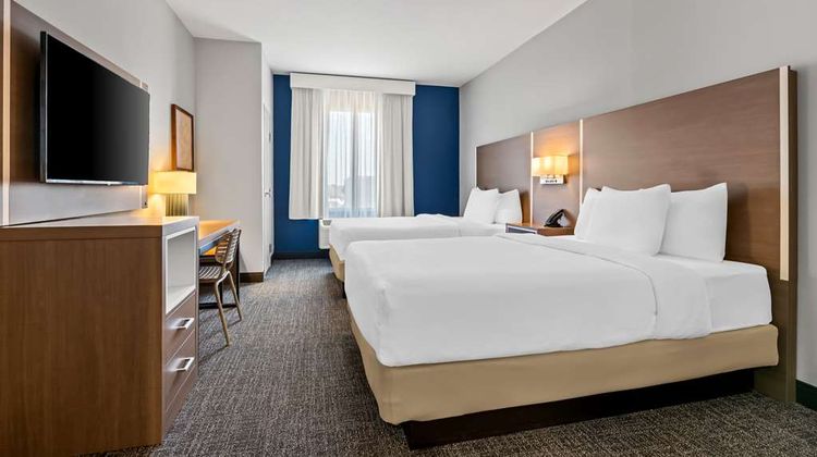 Spark by Hilton Catoosa Tulsa Room