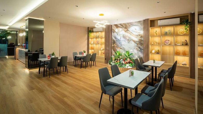 <b>Ramada by Wyndham Serpong Lobby</b>. Images powered by <a href="https://iceportal.shijigroup.com/" title="IcePortal" target="_blank">IcePortal</a>.