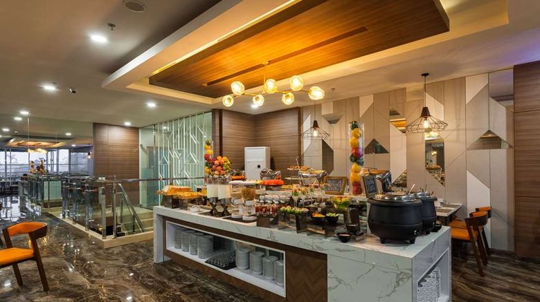 <b>Ramada by Wyndham Serpong Restaurant</b>. Images powered by <a href="https://iceportal.shijigroup.com/" title="IcePortal" target="_blank">IcePortal</a>.