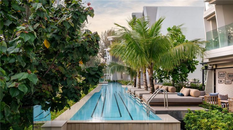 Radisson Blu Resort, Phuket Mai Khao Bea Pool