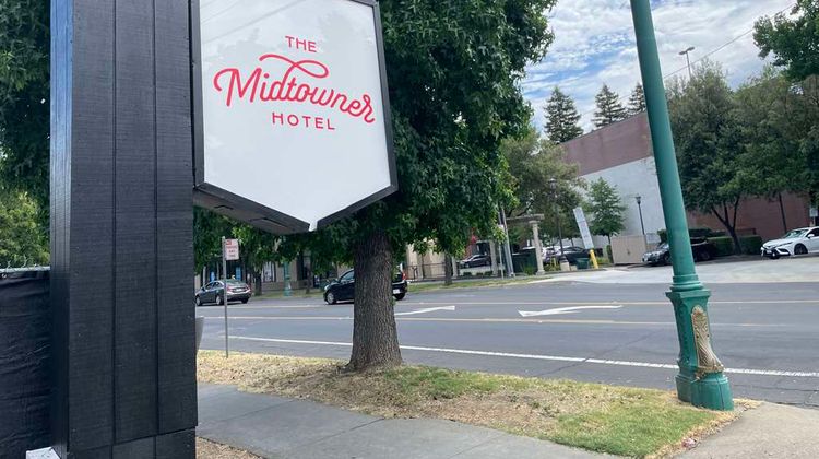 The Midtowner Hotel, SureStay Collection Exterior