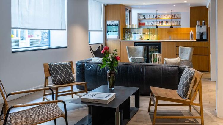 9Hotel Opera Lobby
