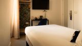 9Hotel Opera Room