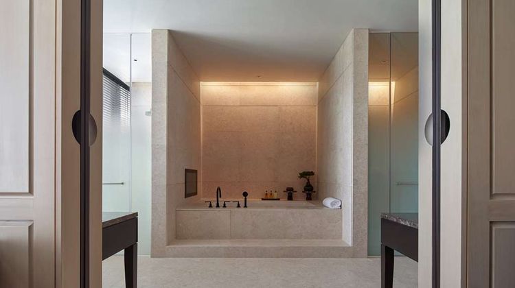 The RuMa Hotel and Residences Suite