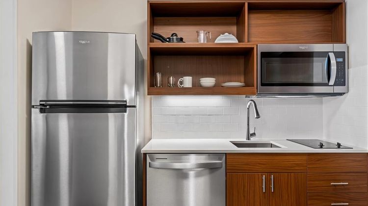 Everhome Suites Bozeman Suite