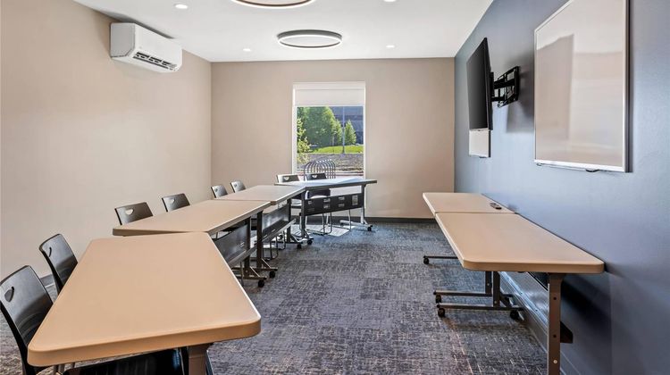 Everhome Suites Bozeman Meeting