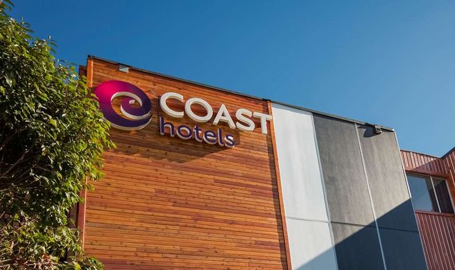 Coast Courtenay Hotel Exterior