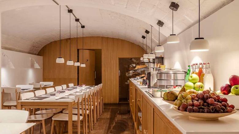 <b>9Hotel Republique Restaurant</b>. Images powered by <a href="https://iceportal.shijigroup.com/" title="IcePortal" target="_blank">IcePortal</a>.