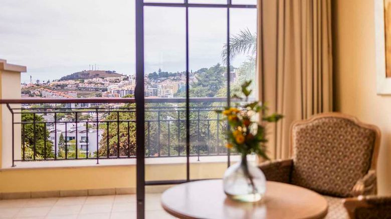 <b>Quinta Funchal Gardens Suite</b>. Images powered by <a href="https://iceportal.shijigroup.com/" title="IcePortal" target="_blank">IcePortal</a>.