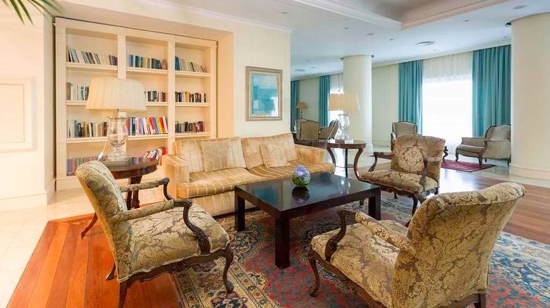 <b>Quinta Funchal Gardens Lobby</b>. Images powered by <a href="https://iceportal.shijigroup.com/" title="IcePortal" target="_blank">IcePortal</a>.