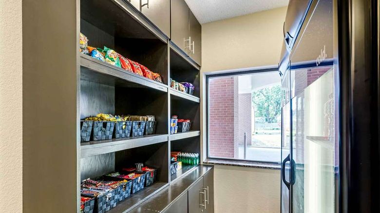 <b>Extended Stay America Stes-Buffalo Arpt Lobby</b>. Images powered by <a href="https://iceportal.shijigroup.com/" title="IcePortal" target="_blank">IcePortal</a>.