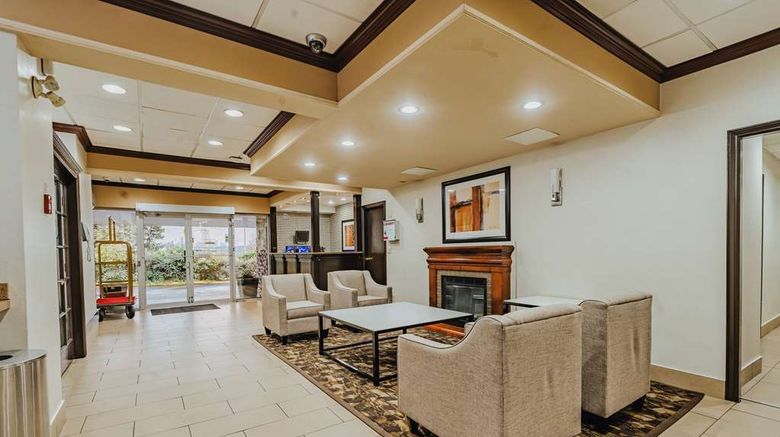 <b>Surestay Plus By Best Western Coquitlam Lobby</b>. Images powered by <a href="https://iceportal.shijigroup.com/" title="IcePortal" target="_blank">IcePortal</a>.