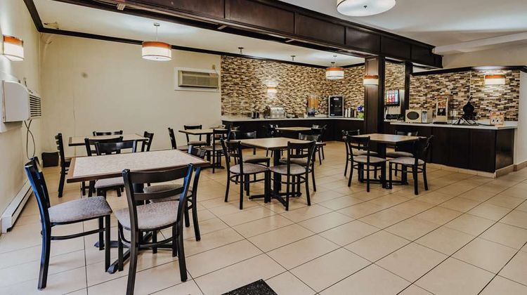 Surestay Plus By Best Western Coquitlam Restaurant