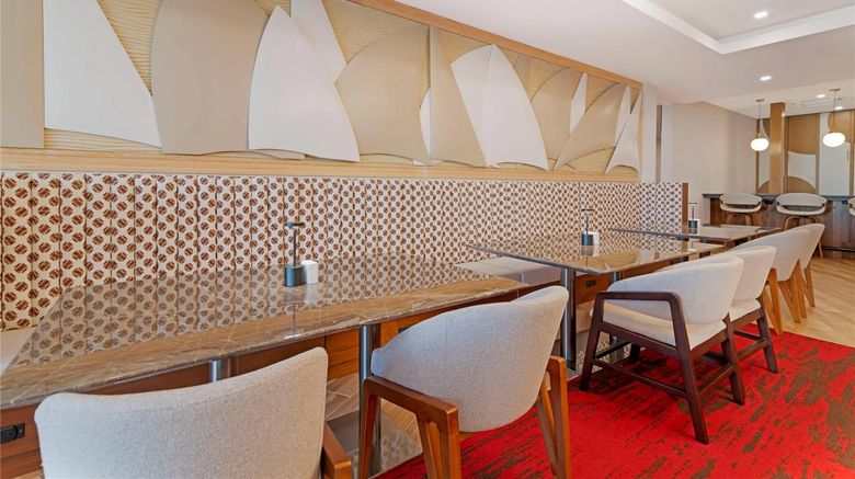 <b>Cambria Hotel Plymouth Lobby</b>. Images powered by <a href="https://iceportal.shijigroup.com/" title="IcePortal" target="_blank">IcePortal</a>.