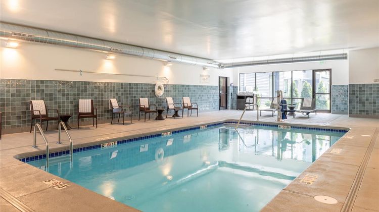 Cambria Hotel Plymouth Pool