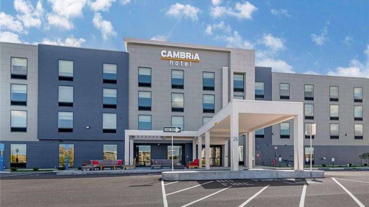Cambria Hotel Plymouth Exterior