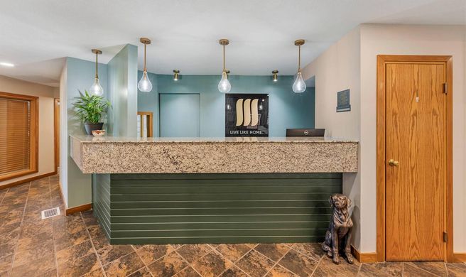MainStay Suites Lobby