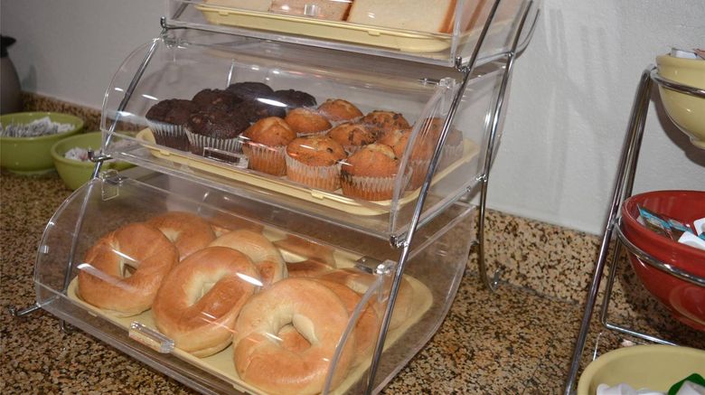 <b>Suburban Studios East Syracuse Restaurant</b>. Images powered by <a href="https://iceportal.shijigroup.com/" title="IcePortal" target="_blank">IcePortal</a>.
