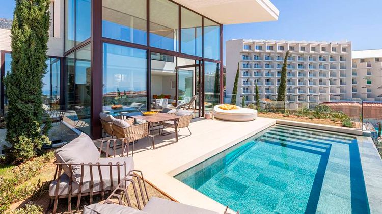Leiro Residences Pool