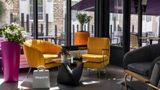 <b>Hotel Fontarabie Lobby</b>. Images powered by <a href="https://iceportal.shijigroup.com/" title="IcePortal" target="_blank">IcePortal</a>.