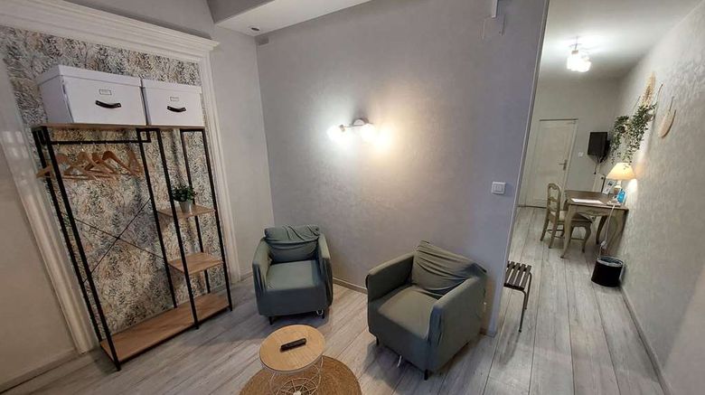 <b>Hotel Le Prince Noir Room</b>. Images powered by <a href="https://iceportal.shijigroup.com/" title="IcePortal" target="_blank">IcePortal</a>.