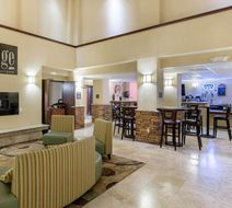 The Oaks Hotel & Suites Lobby