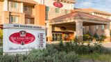 The Oaks Hotel & Suites Exterior