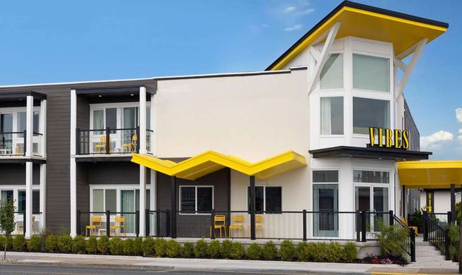 The Vibes Hotel, Trademark Collection Exterior