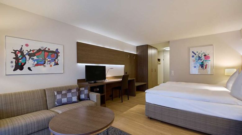 <b>Dorint Parkhotel Bad Zurzach Room</b>. Images powered by <a href="https://iceportal.shijigroup.com/" title="IcePortal" target="_blank">IcePortal</a>.