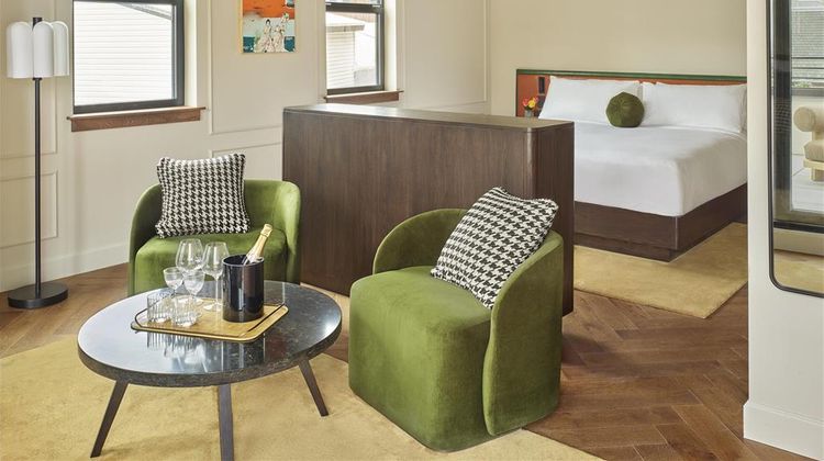 Sixty DC Suite