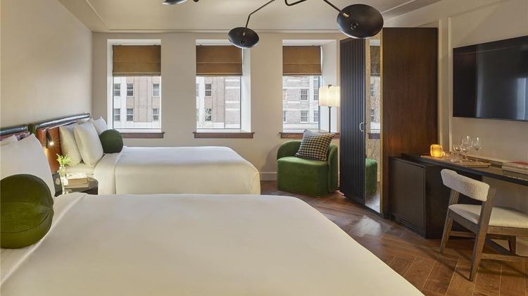 Sixty DC Room