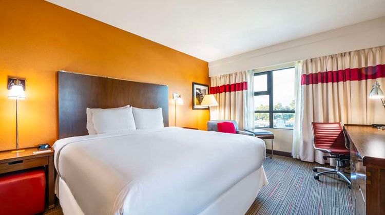 Grand Park Hotel Vancouver Airport Room